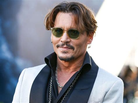 salaire johnny depp dior|dior deal.